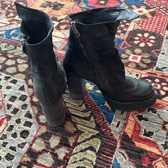 A.S. 98 Platform Booties! - Picture 2 of 4